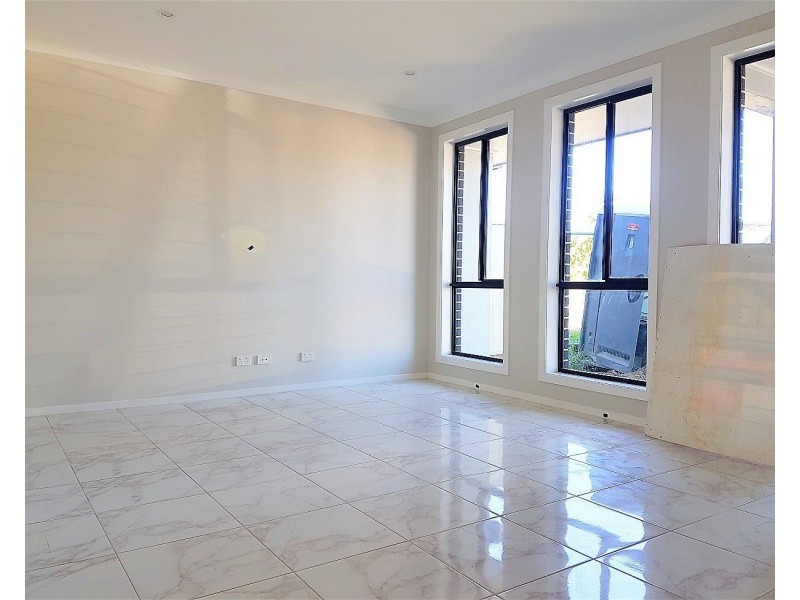 32 Holden Drive, Oran Park NSW 2570