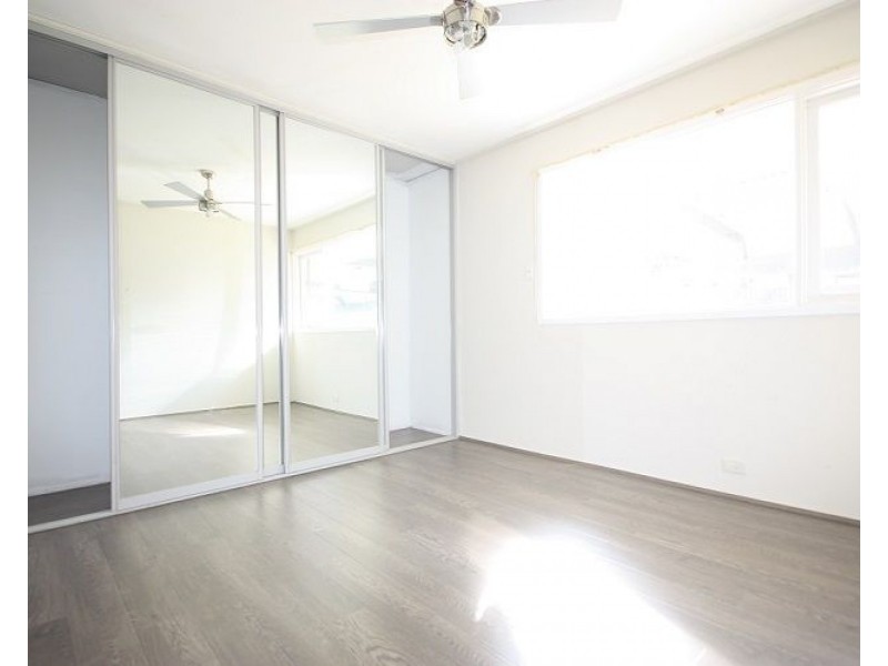 11 Poplar Crescent, Bradbury NSW 2560