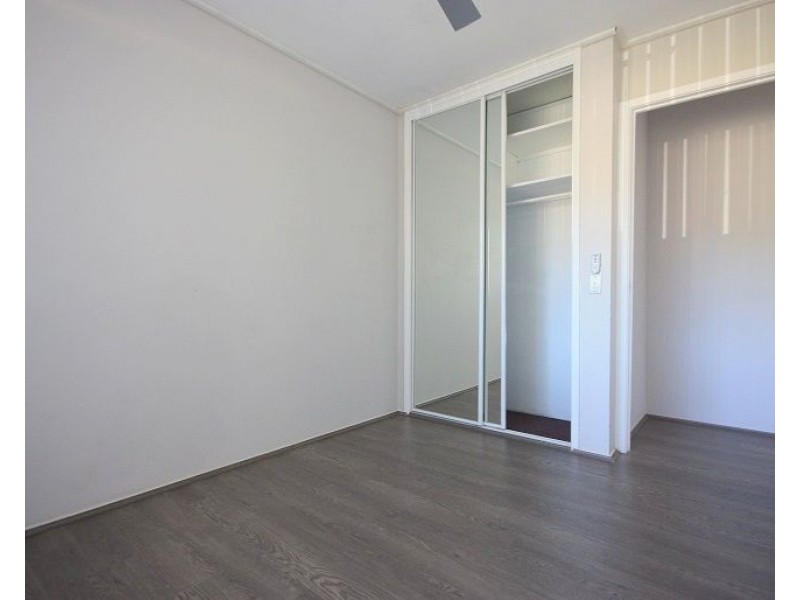 11 Poplar Crescent, Bradbury NSW 2560