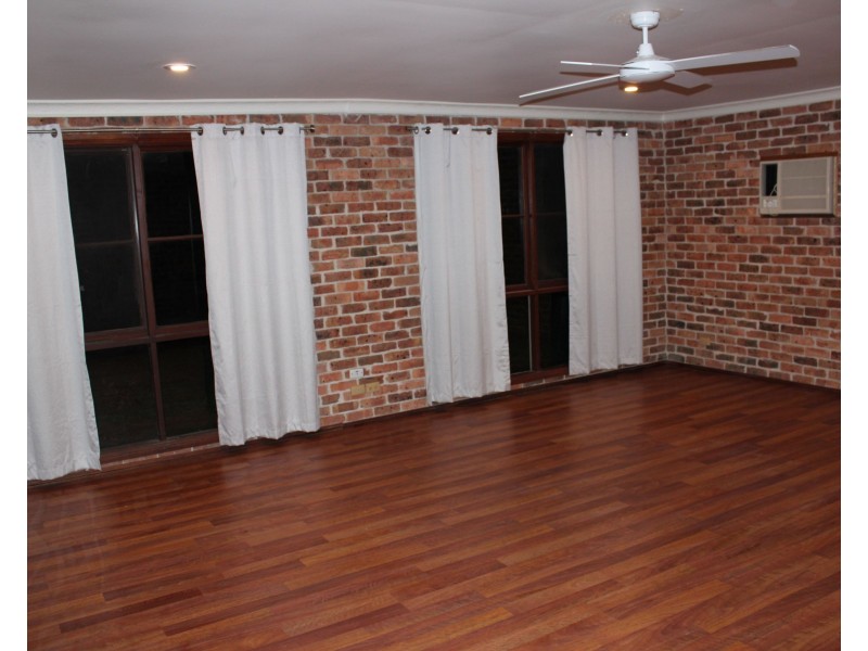 10 & 10A Glenworth Place, Camden NSW 2570