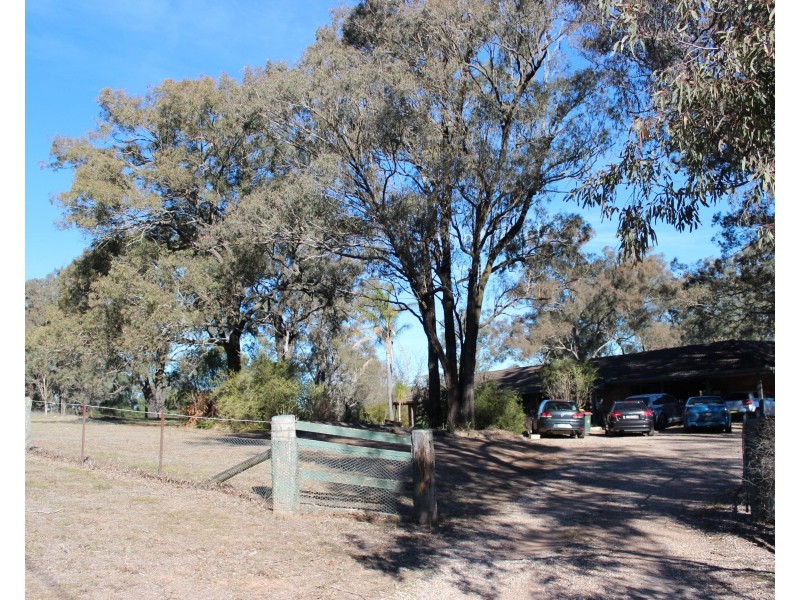 10 & 10A Glenworth Place, Camden NSW 2570