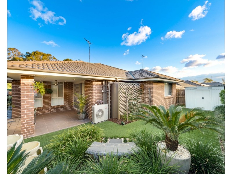 60 Hampshire Boulevard, Spring Farm NSW 2570