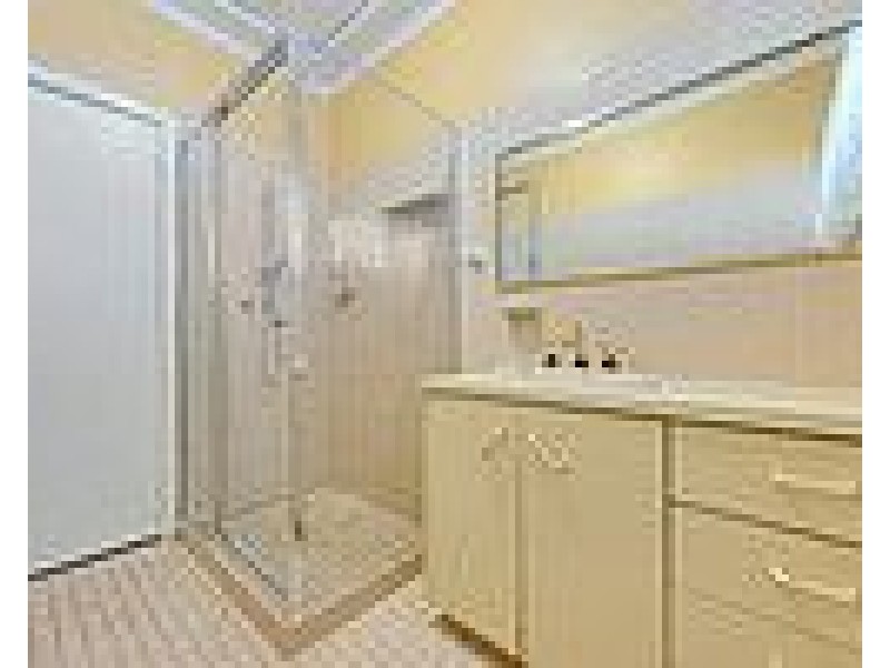 136 Macquarie Avenue, Campbelltown NSW 2560
