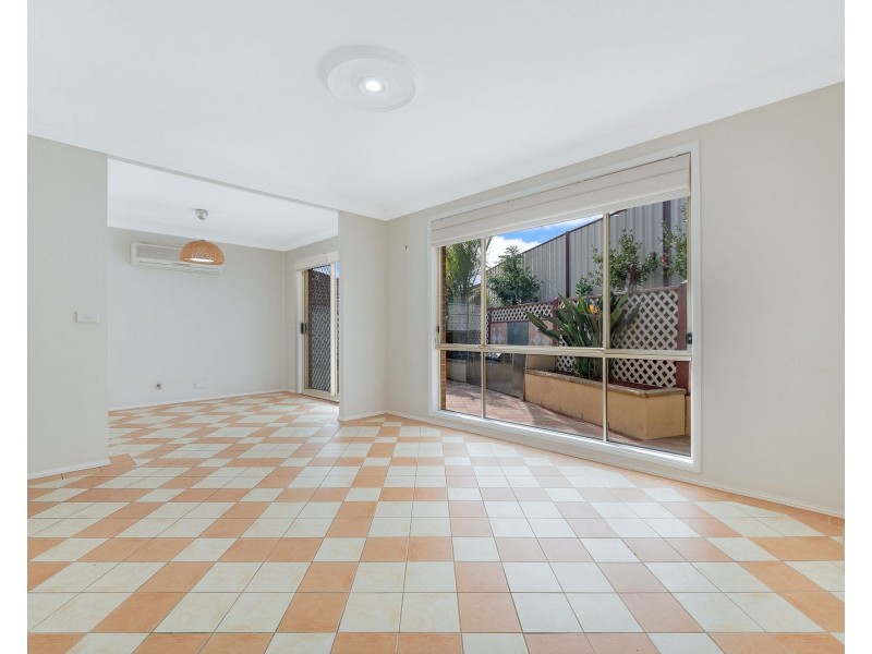 11 Englorie Park Drive, Englorie Park NSW 2560