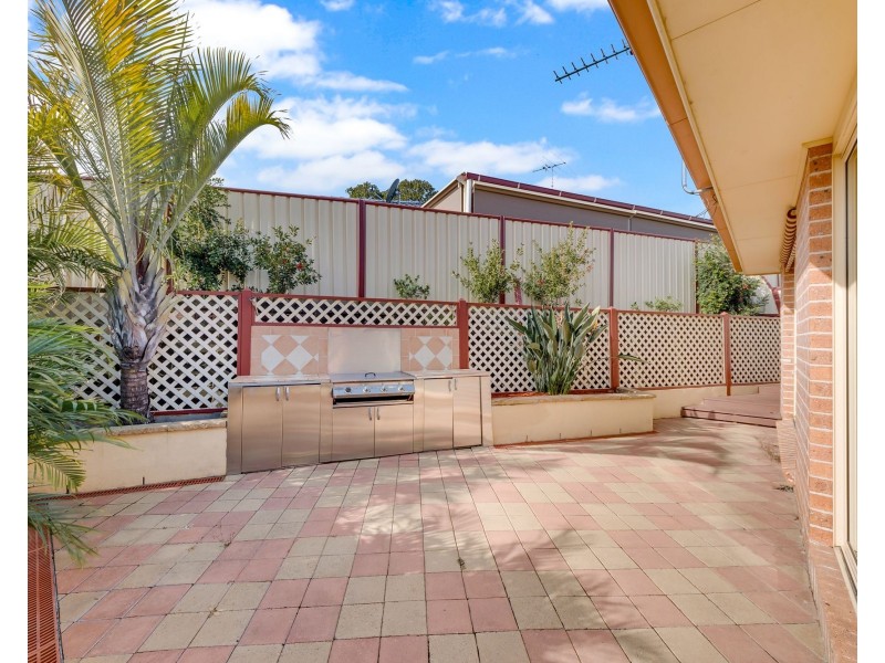 11 Englorie Park Drive, Englorie Park NSW 2560