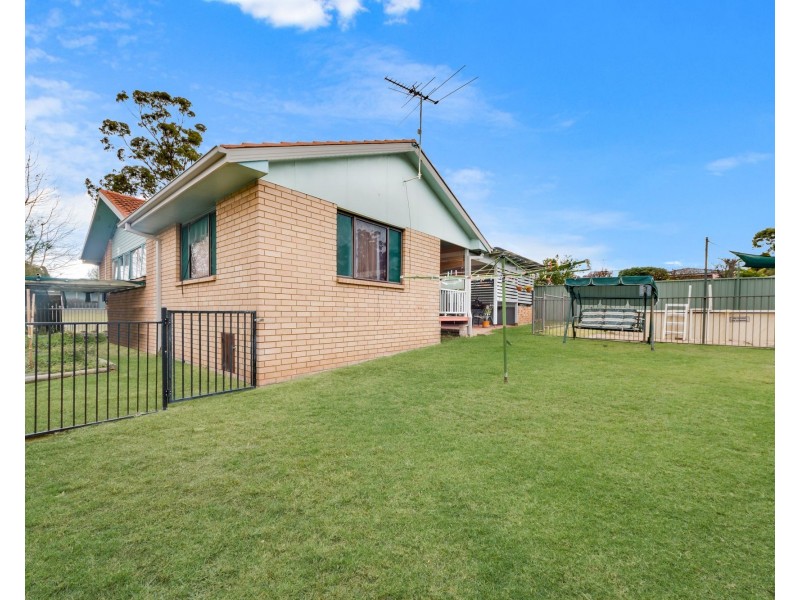 9 Warrina Road, Bradbury NSW 2560