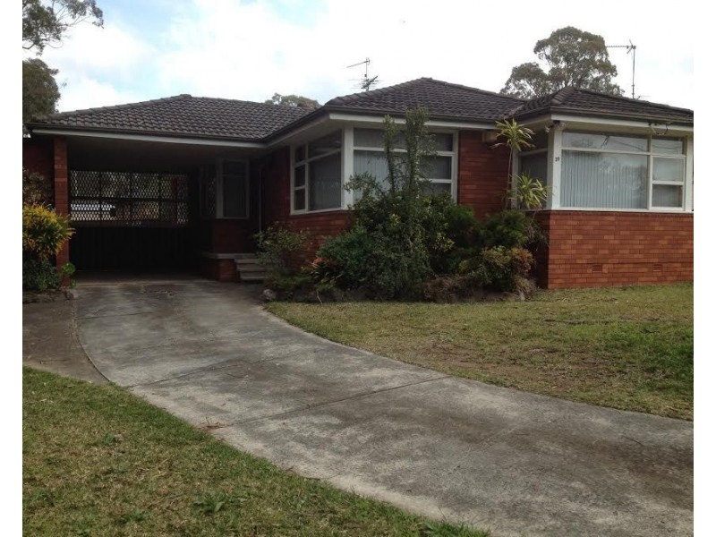 39 Richmond Crescent, Campbelltown NSW 2560