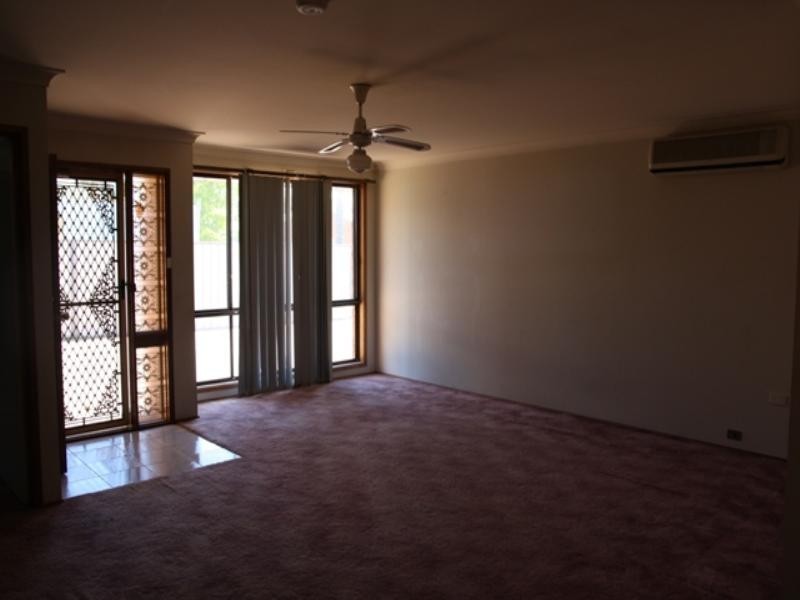 Kearns NSW 2558