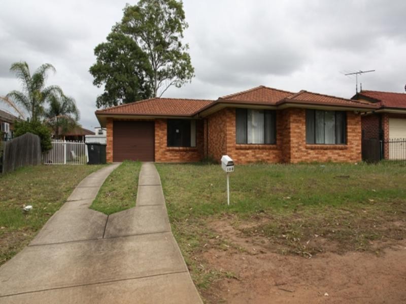 Macquarie Fields NSW 2564
