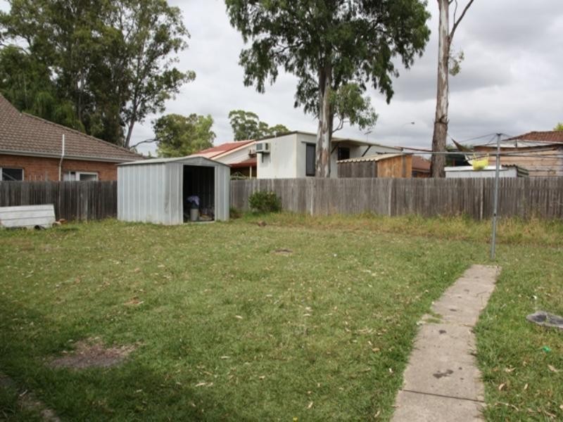 Macquarie Fields NSW 2564