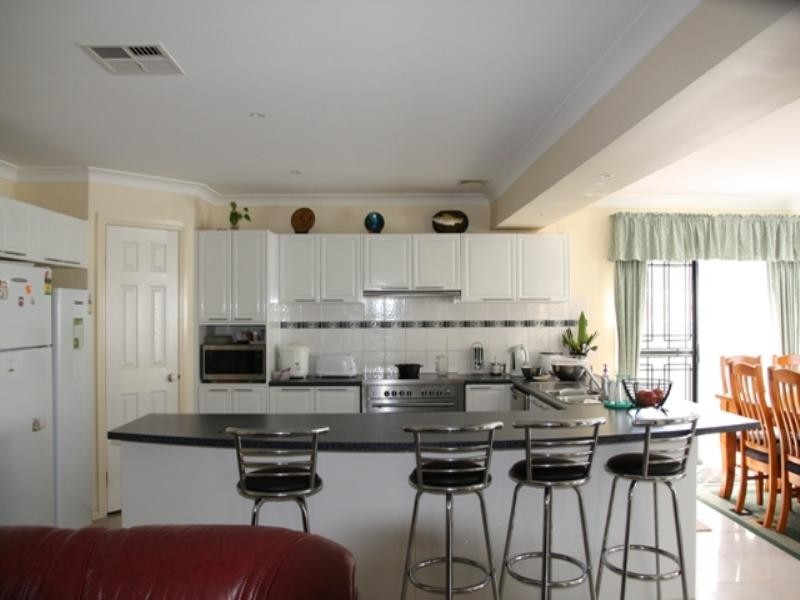 Macquarie Fields NSW 2564