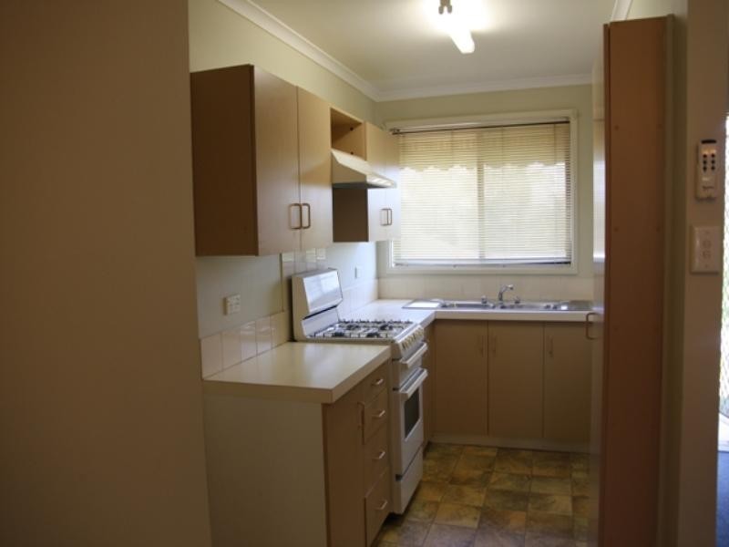275 Welling Drive, Mount Annan NSW 2567