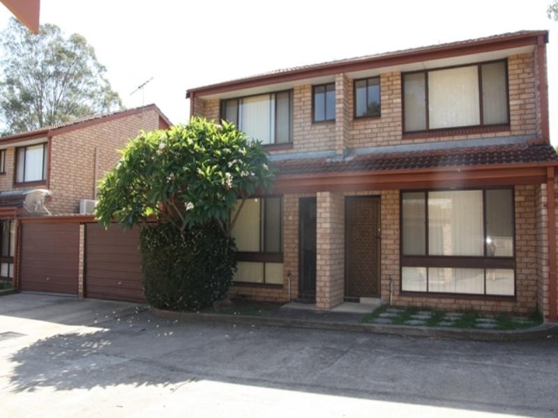 Macquarie Fields NSW 2564