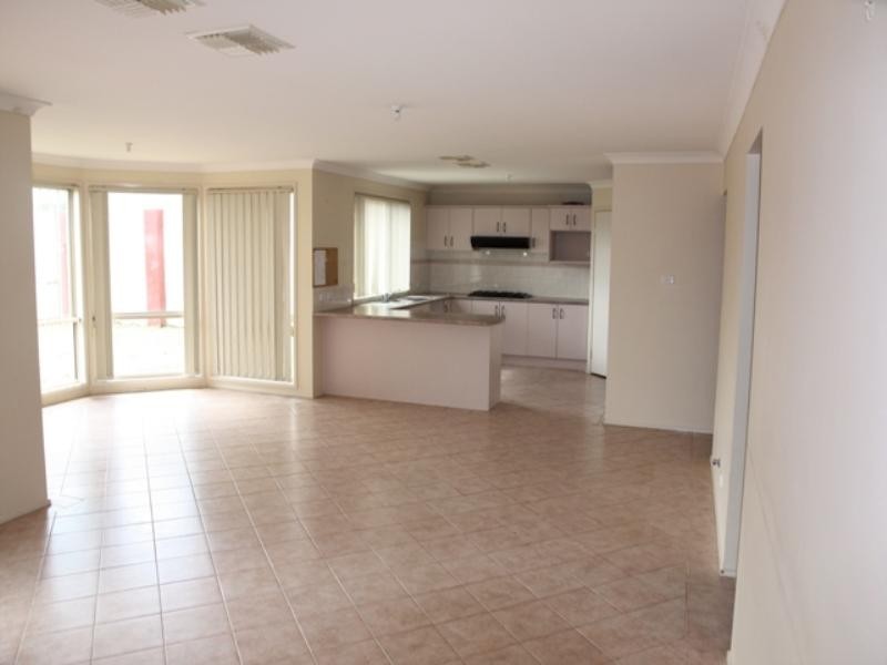 Glen Alpine NSW 2560