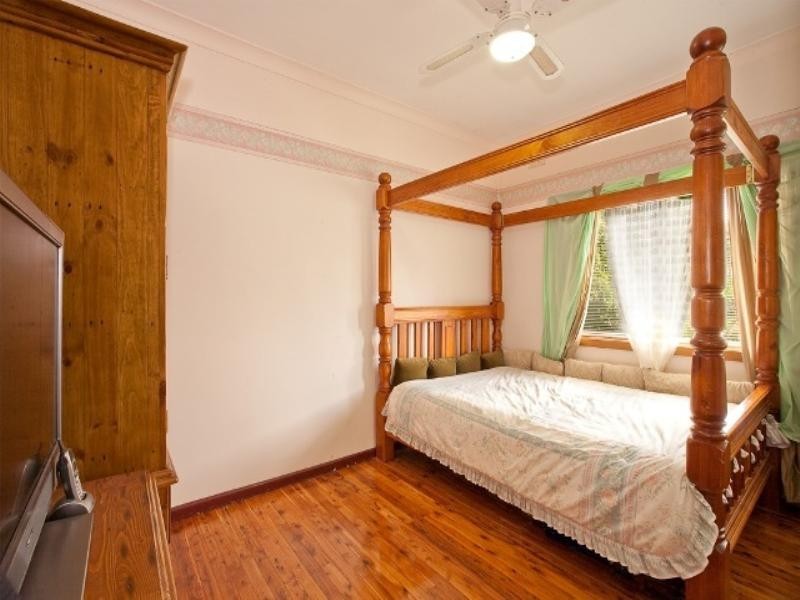 14 Carcoola Street, Campbelltown NSW 2560