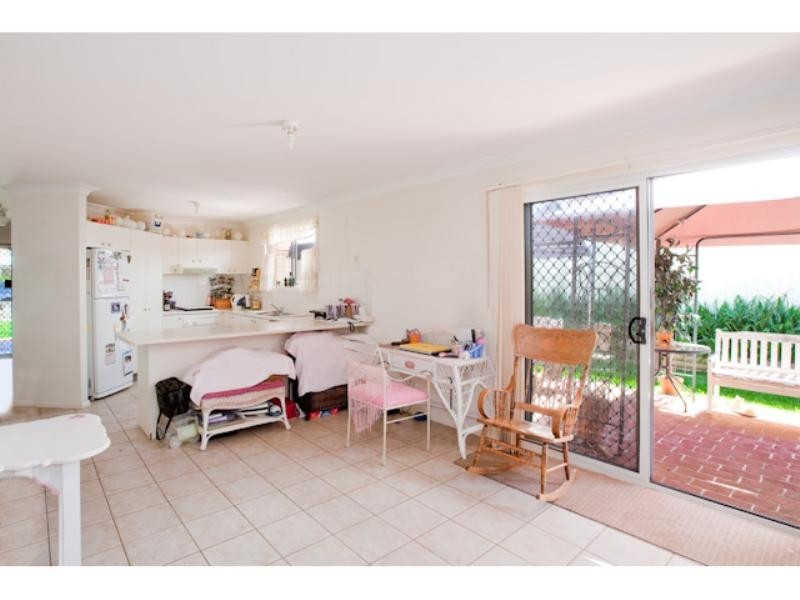 39 Archibald Cresent, Rosemeadow NSW 2560