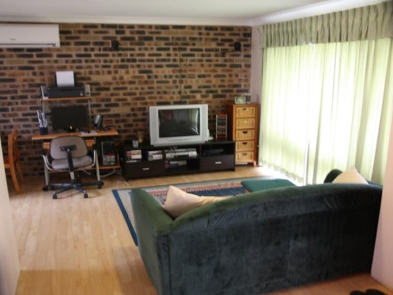 Macquarie Fields NSW 2564