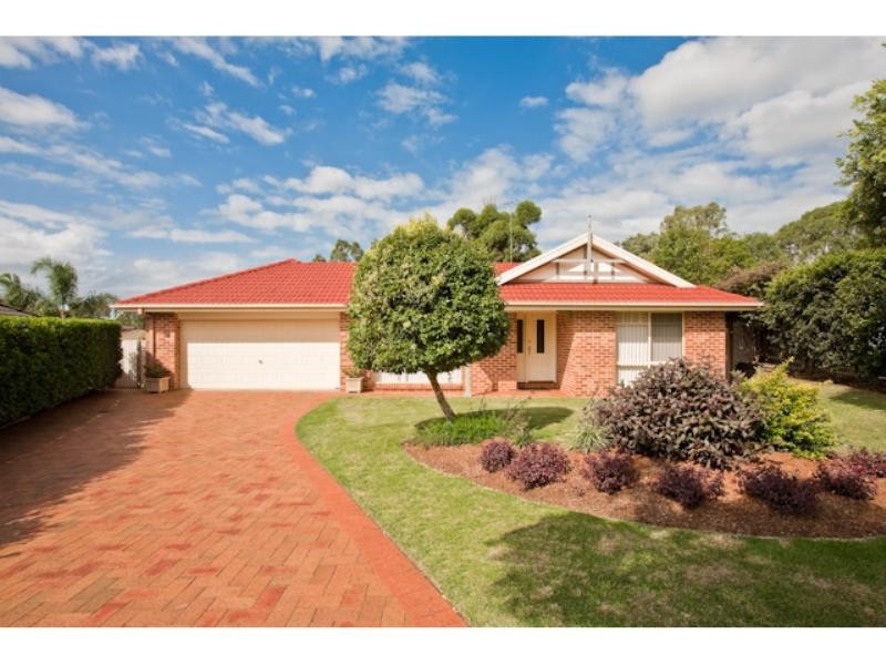11 George Caley Place, Mount Annan NSW 2567
