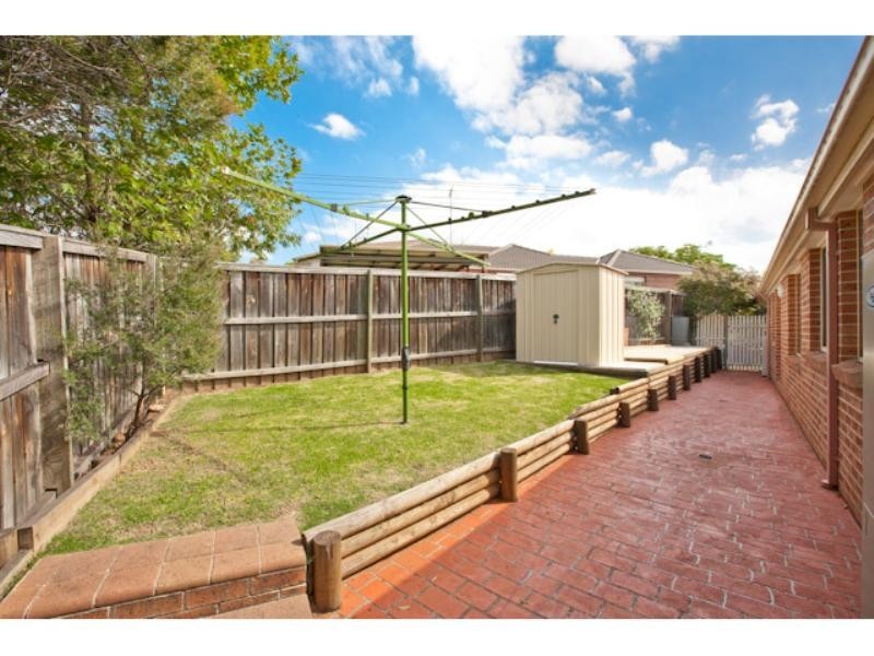 11 George Caley Place, Mount Annan NSW 2567