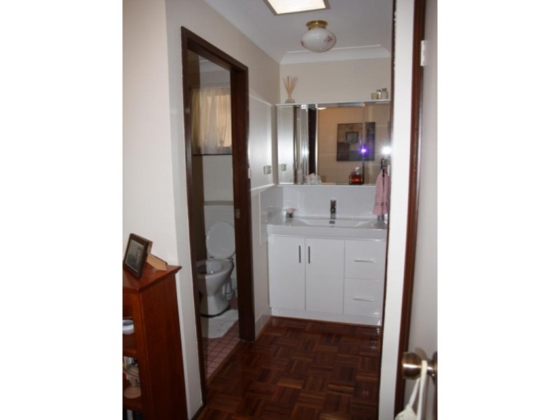 Macquarie Fields NSW 2564