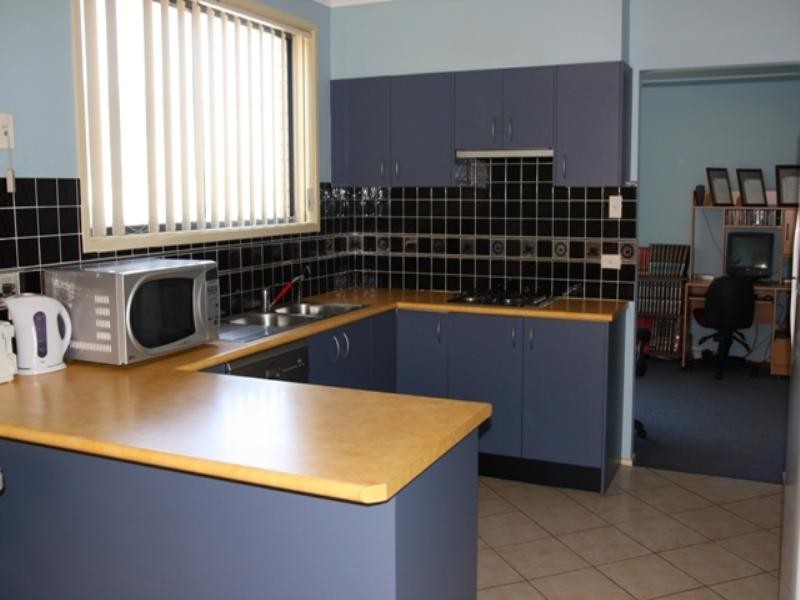 32 Maryfields Drive, Blair Athol NSW 2560