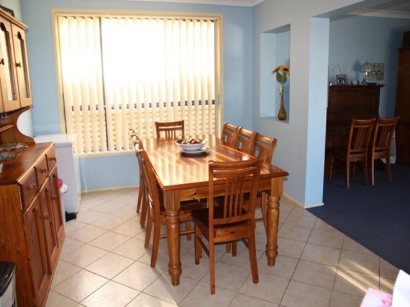 32 Maryfields Drive, Blair Athol NSW 2560