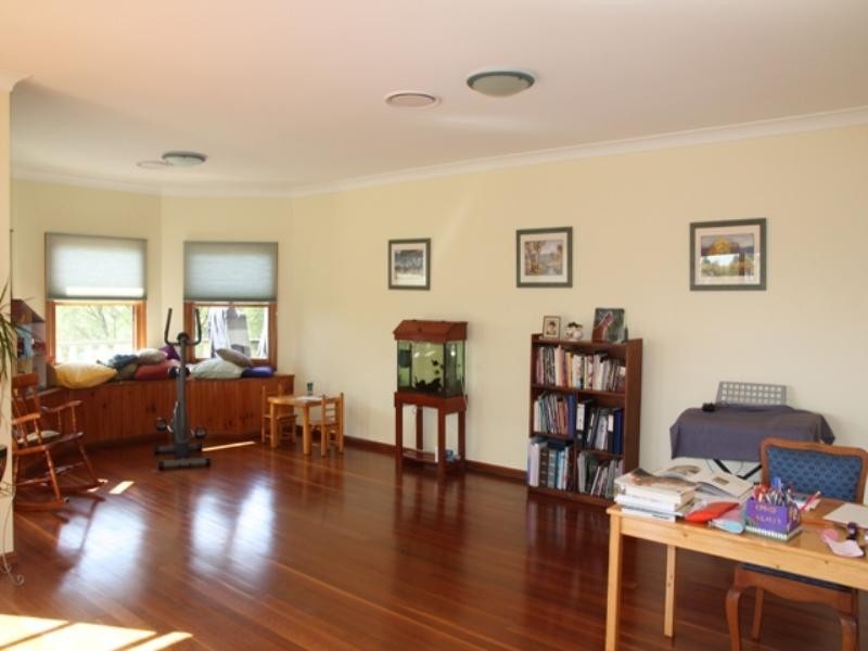 375 Rapleys Loop Road, Werombi NSW 2570