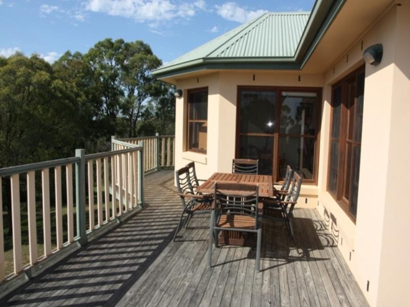 375 Rapleys Loop Road, Werombi NSW 2570