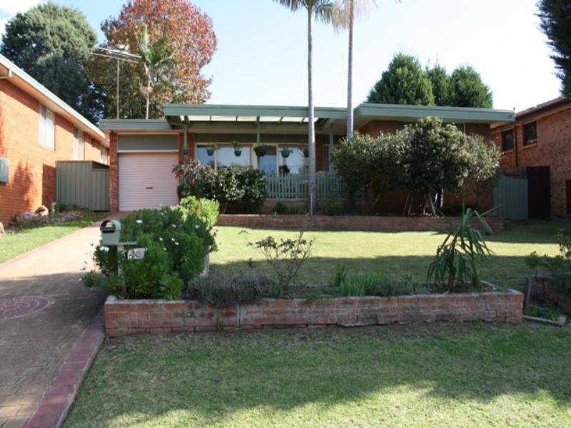 Bradbury NSW 2560