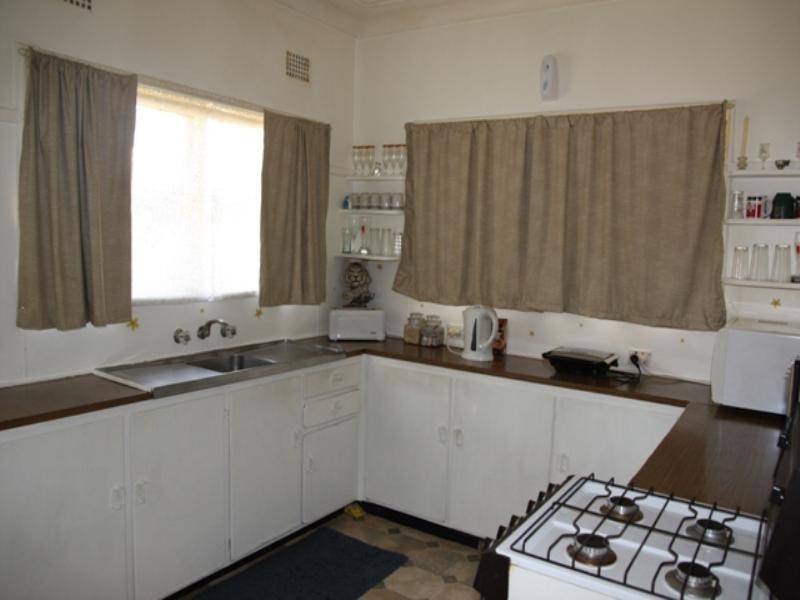 18 Alpha Road, Camden NSW 2570