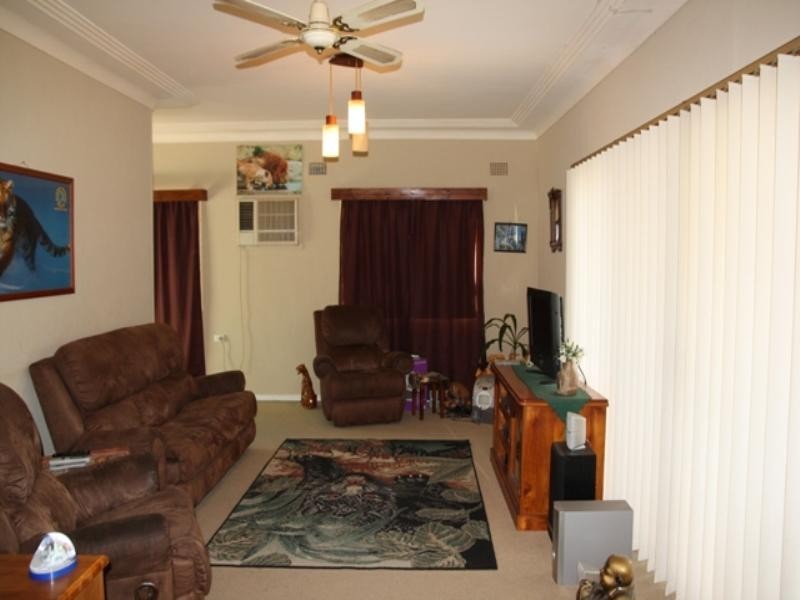 18 Alpha Road, Camden NSW 2570