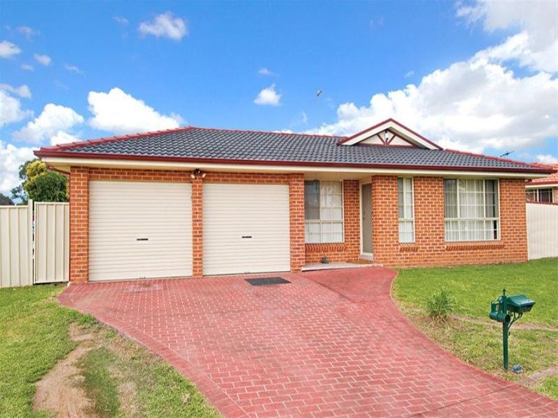 9 Bransby Place, Mount Annan NSW 2567