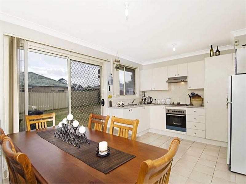 9 Bransby Place, Mount Annan NSW 2567