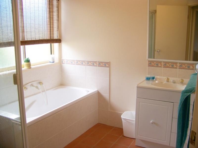 Bradbury NSW 2560