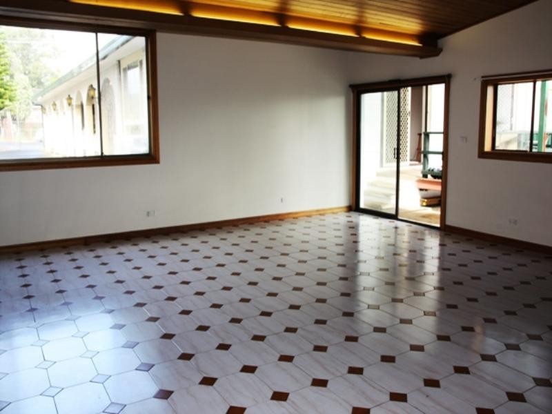 Macquarie Fields NSW 2564