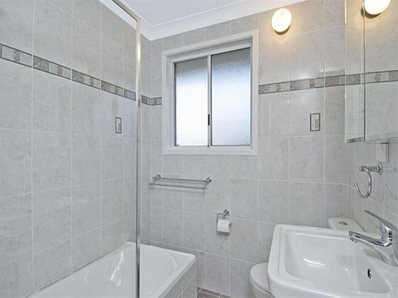 6 Hacking Drive, Narellan Vale NSW 2567