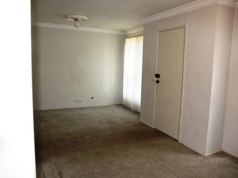 45 Parkholme Circuit, Englorie Park NSW 2560