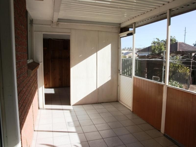 104 Durham Street, Minto NSW 2566