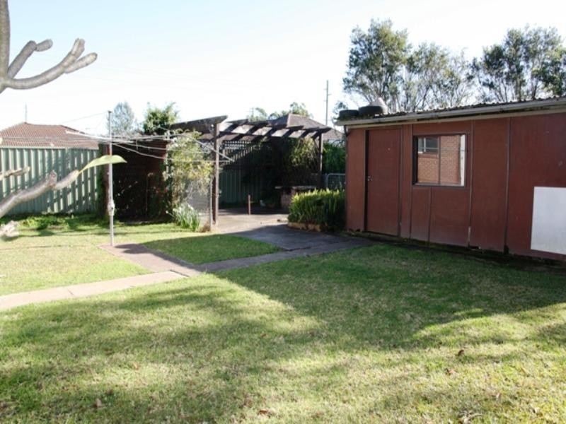 104 Durham Street, Minto NSW 2566