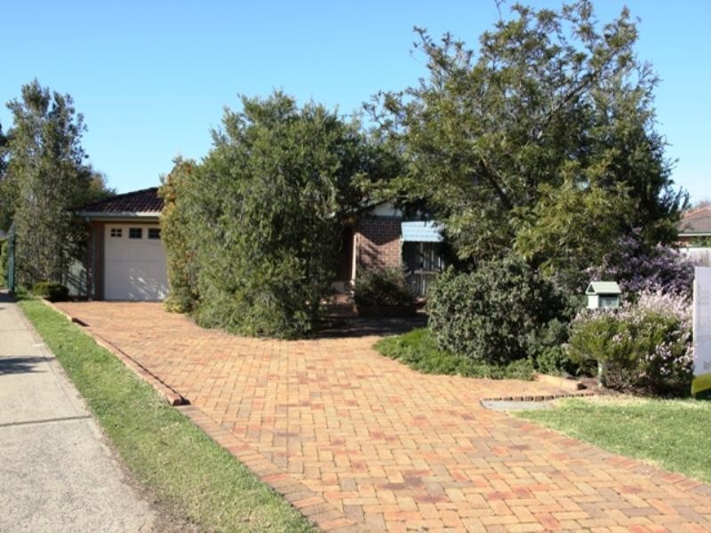 19 Gleditsia Crescent, Narellan Vale NSW 2567