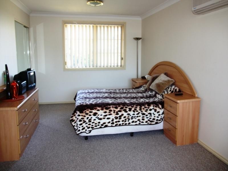 Macquarie Fields NSW 2564