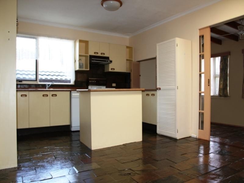 22 Balook Crescent, Bradbury NSW 2560