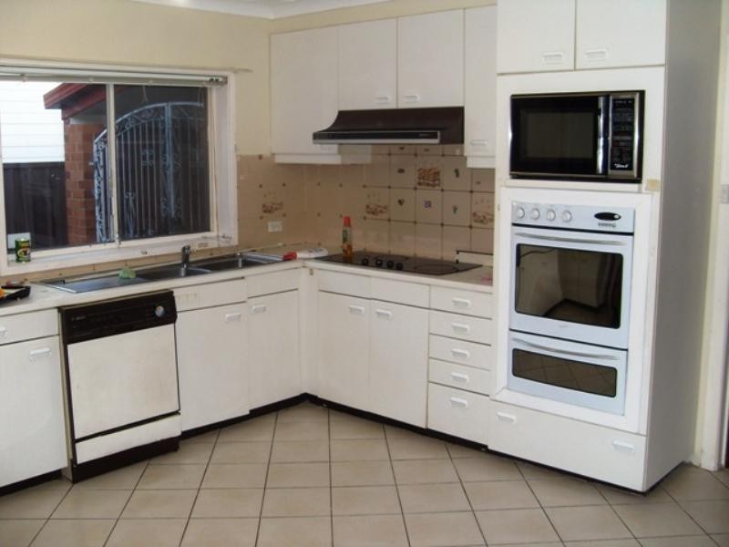 Campbelltown NSW 2560