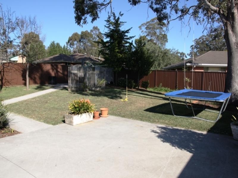 38 Donalbain Circuit, Rosemeadow NSW 2560