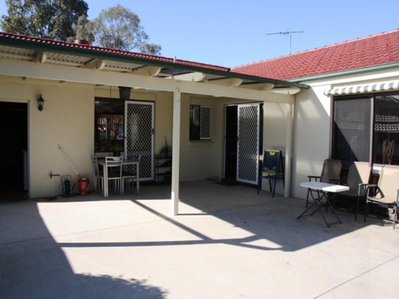 38 Donalbain Circuit, Rosemeadow NSW 2560