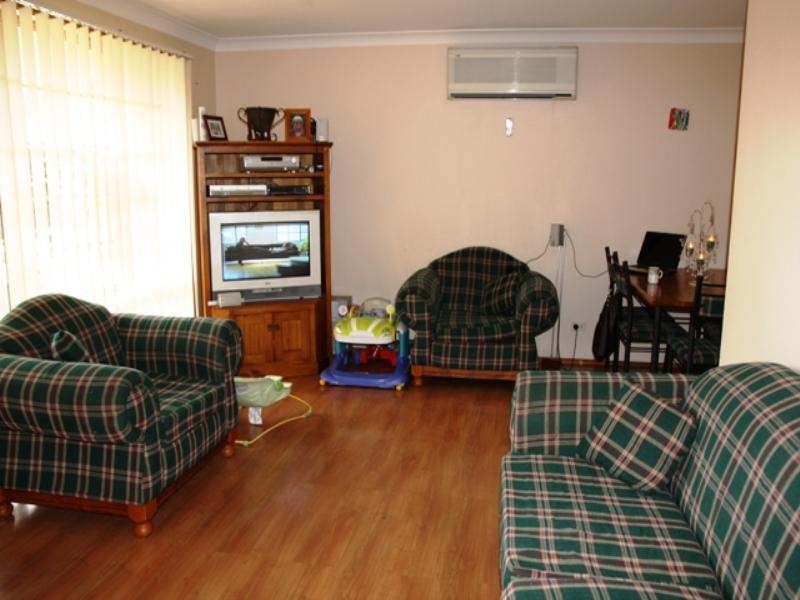 1/36 St Helens Park Drive, St Helens Park NSW 2560