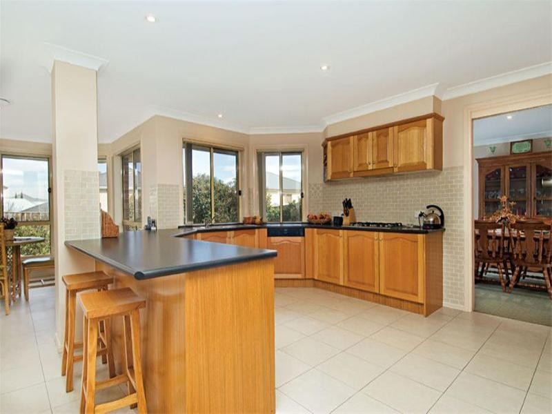 11 Hillier Close, Camden Park NSW 2570