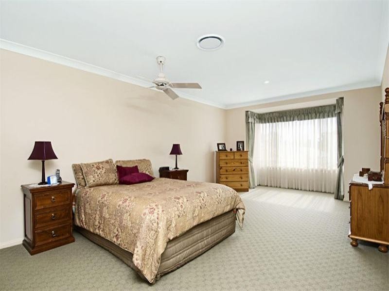 11 Hillier Close, Camden Park NSW 2570