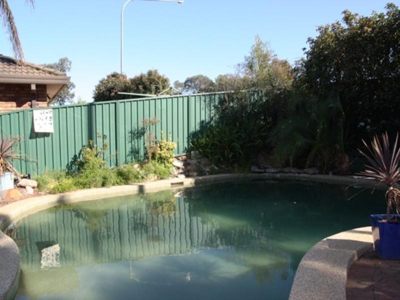 30 Serpentine Place, Eagle Vale NSW 2558