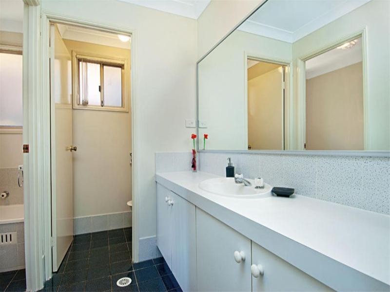 6 Charles Place, Mount Annan NSW 2567